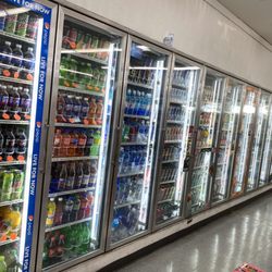 Sunshine Foods 4 - 11 door walk in cooler, full of drinks!