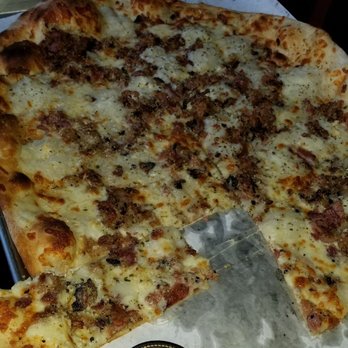 BAR - 3/4/18. Mashed potato and bacon pizza. - Pizza Near Me - New Haven, Connecticut BAR - 3/4/18. Mashed potato and bacon pizza. - Pizza Near Me - New Haven, Connecticut