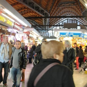 Mercat de Santa Caterina - This market is not overwhelmingly busy - Farmers Market Near Me - Barcelona, B Mercat de Santa Caterina - This market is not overwhelmingly busy - Farmers Market Near Me - Barcelona, B