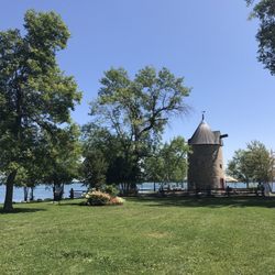 Parc Historique de la Pointe-du-Moulin - View of the Mill