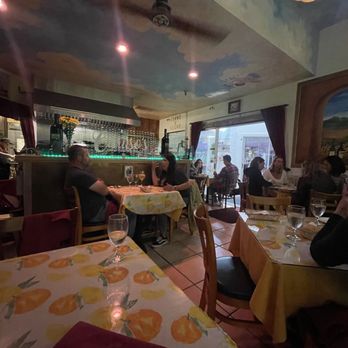 Caruso's Tuscan Cuisine Restaurant - Inside of Caruso's (very small and intimate) - Italian Near Me - Capitola, California Caruso's Tuscan Cuisine Restaurant - Inside of Caruso's (very small and intimate) - Italian Near Me - Capitola, California
