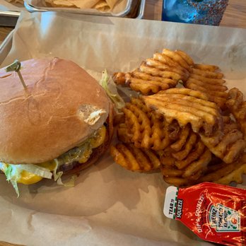 The Yard - Yard Burger - Sports Bars Near Me - McKinney, Texas