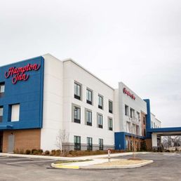 Exterior photo of Hampton Inn Lexington - Wildersville, Tennessee Exterior photo of Hampton Inn Lexington - Wildersville, Tennessee