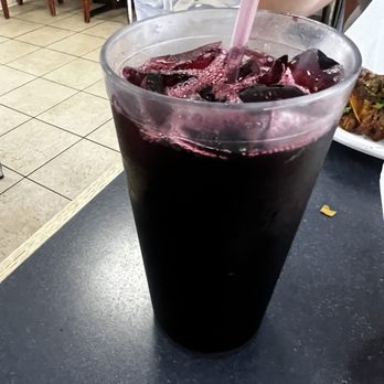 El Taco Rico Mexican Kitchen - Aqua agua fresca de jamaica (hibiscus drink) 32oz - Mexican Near Me - DeLand, Florida