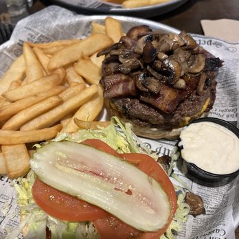Nicki's Bella Marina - Mushroom bacon burger - Fish & Chips Near Me - Bellingham, Washington Nicki's Bella Marina - Mushroom bacon burger - Fish & Chips Near Me - Bellingham, Washington