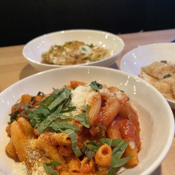 Grassa - Rigatoni Pasta - Italian Near Me - Portland, Oregon