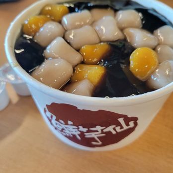 Meet Fresh - Grass jelly signiture - Desserts Near Me - Cupertino, California Meet Fresh - Grass jelly signiture - Desserts Near Me - Cupertino, California