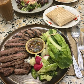 Dagg Thai Restaurant - Nuer Yang - Thai Near Me - New York, New York