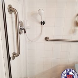 Texas Senior Safety - Austin TX Grab Bar Installation in Shower