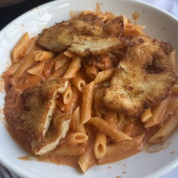 Robke’s - Penne Alla Vodka with Chicken - American Near Me - Northport, New York Robke’s - Penne Alla Vodka with Chicken - American Near Me - Northport, New York