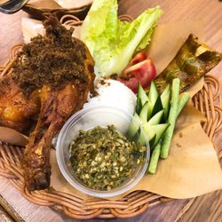 班蘭葉印尼美食 - #nasiayamgoreng