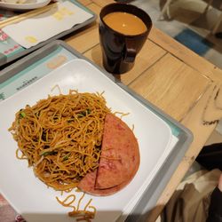 大家樂 - Soy sauce chow mein with 2 thick-cut luncheon meat
