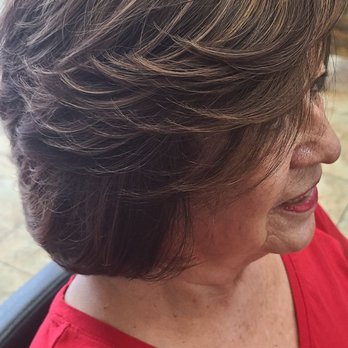 Aurea's Beauty Salon - She uses top quality products. - Hair Salons Near Me - Pomona, California Aurea's Beauty Salon - She uses top quality products. - Hair Salons Near Me - Pomona, California
