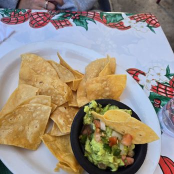 Tune-Up Cafe - Chips and Guac - New Mexican Cuisine Near Me - Santa Fe, New Mexico