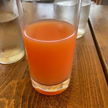 Collective Retreats - Freshly squeezed grapefruit juice. - Vacation Rentals Near Me Collective Retreats - Freshly squeezed grapefruit juice. - Vacation Rentals Near Me
