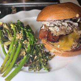 Waygu Burger Waygu Burger