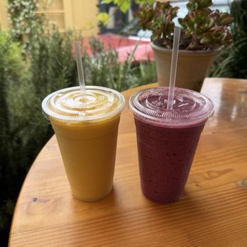 Crocker’s Cafe & Bakery - Yummy smoothies - Cafes Near Me - Costa Mesa, California
