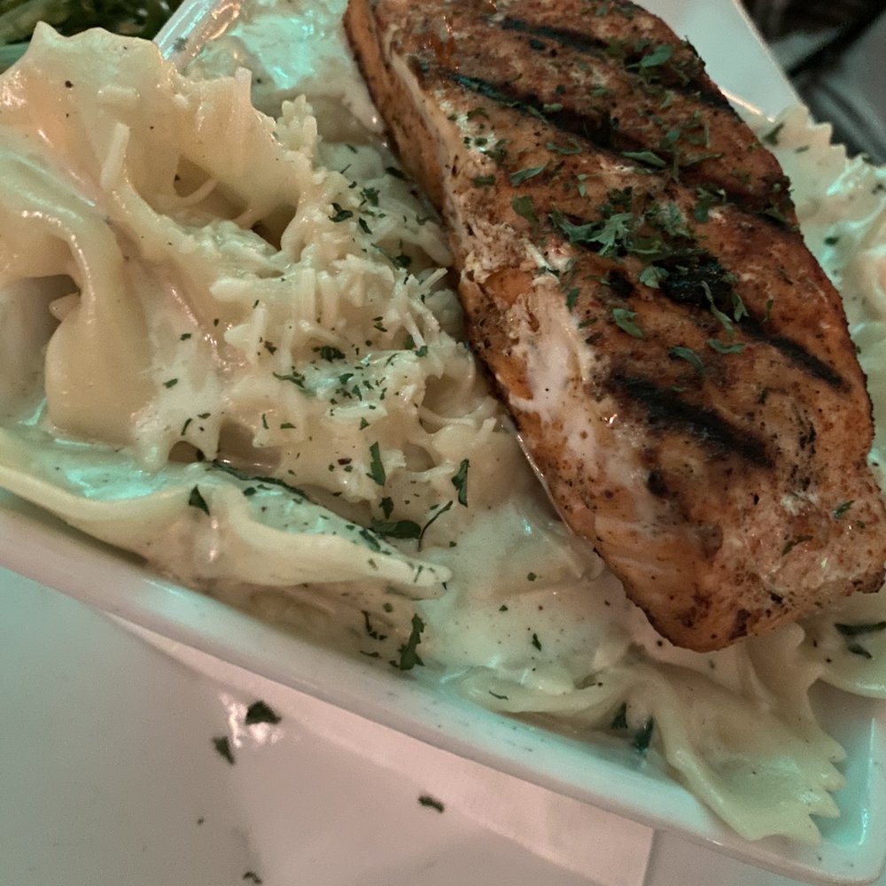 Sage Restaurant - Bow tie pasta w/ Salmon - American Near Me - Memphis, Tennessee Sage Restaurant - Bow tie pasta w/ Salmon - American Near Me - Memphis, Tennessee