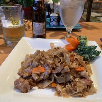 Bangkok Tokyo - Pad se ew with beef - Japanese Near Me - Bradenton, Florida