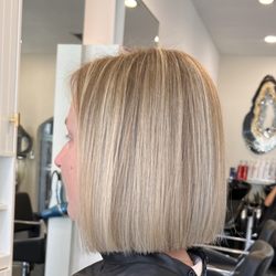 Jessica Rose Salon - Highlights and cut by Phoebe