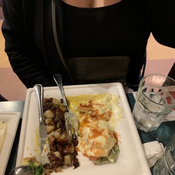 Egghead's Restaurant - Breakfast & Brunch Near Me - Fort Bragg, California