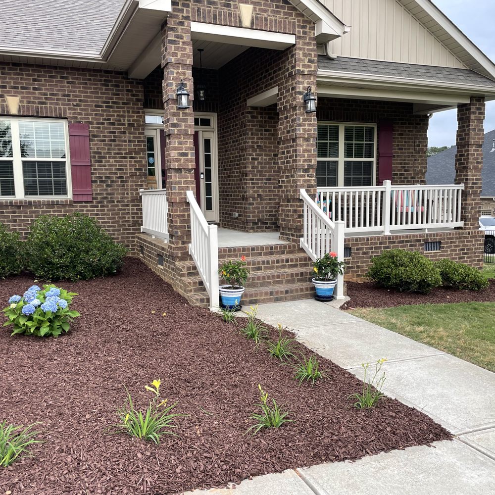 Starlawns Landscaping - the front of a house - Landscaping Near Me Starlawns Landscaping - the front of a house - Landscaping Near Me