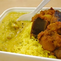 Bollywood Dhaba - Half potato & aubergine sabzi, half pakora curry over basmati rice - £3.60.
