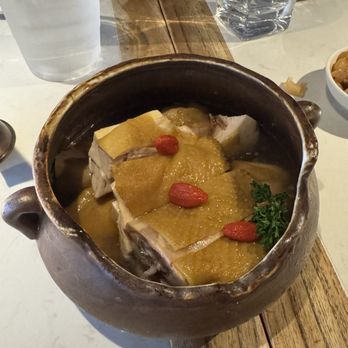 Cheli - Shanghainese Near Me - New York, New York