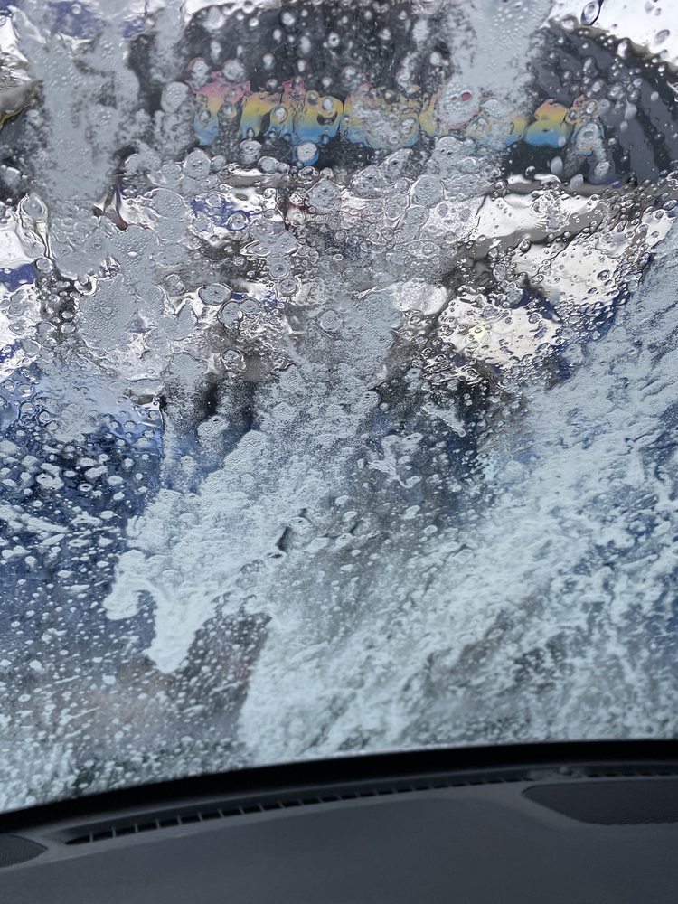 BLUE FALLS CAR WASH Updated September 2024 10 Reviews 23570 Lorain Rd, North Olmsted, Ohio