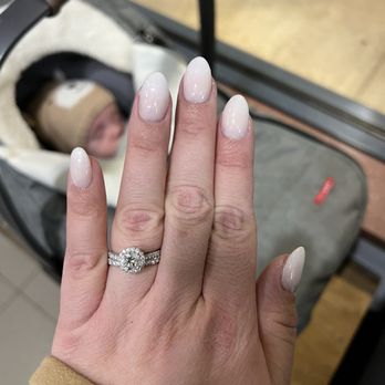 Studio Nail Salon - Winter nails - Nail Technicians Near Me - Germantown, Maryland