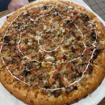 Rosa's Pizza - Asada pizza--weird taste and greasy - Pizza Near Me - Selma, California