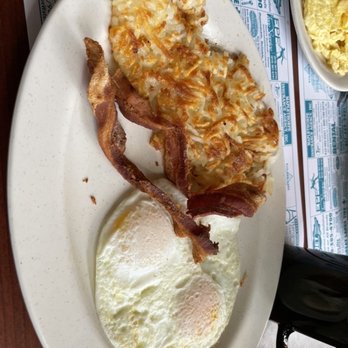 Maria's Downtown Cafe - Eggs, Bacon & Hashbrowns - Breakfast & Brunch Near Me - Port Huron, Michigan