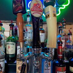 Island Tavern