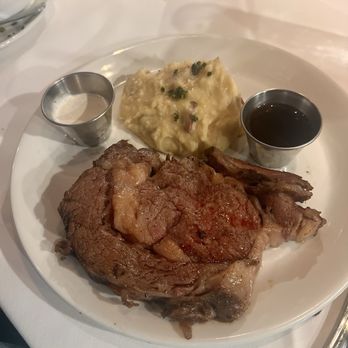 Chart House - Prime Rib - Chart House Cut - Seafood Near Me - Daytona Beach, Florida