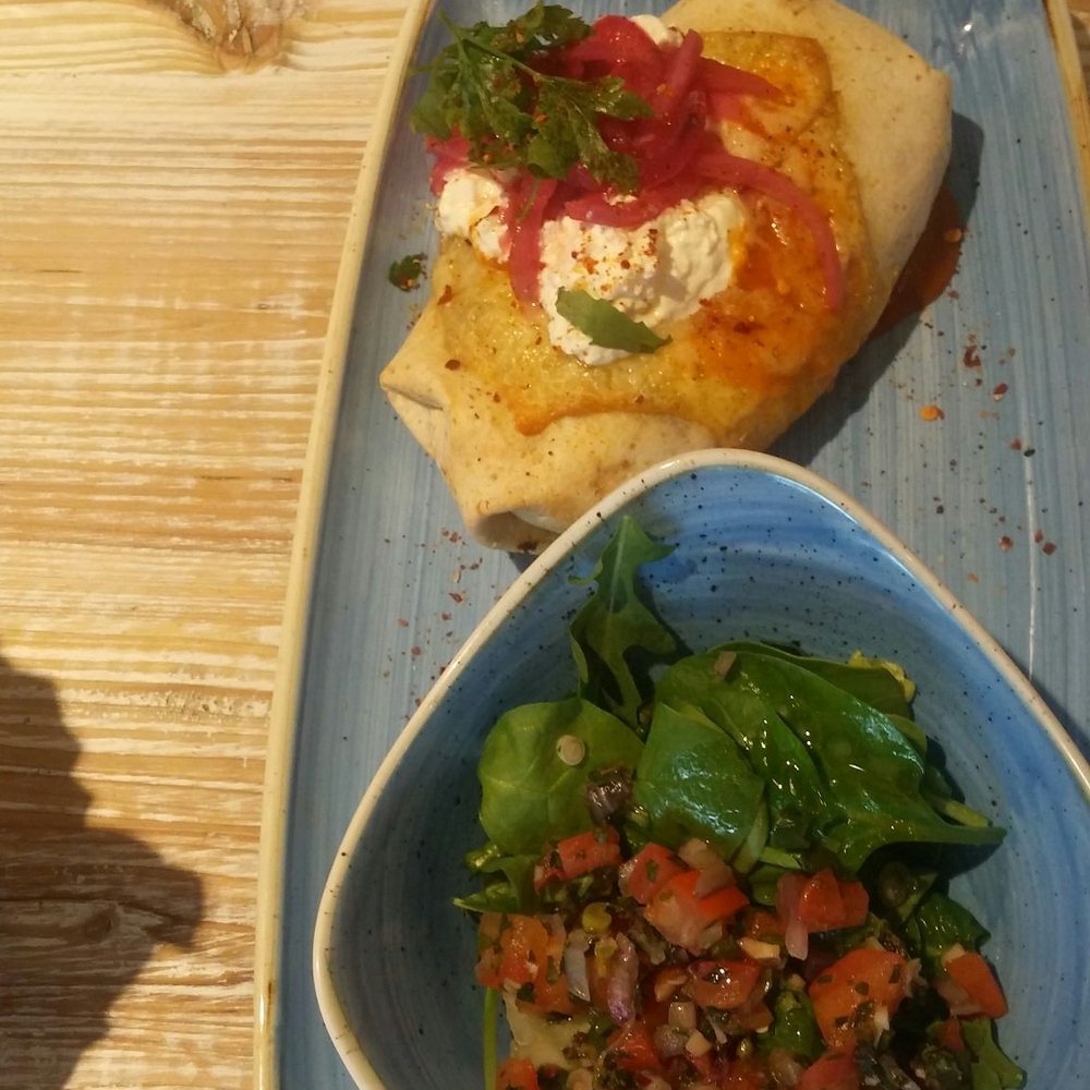 Giraffe - Breakfast & Brunch Near Me - Basingstoke, HAM Giraffe - Breakfast & Brunch Near Me - Basingstoke, HAM