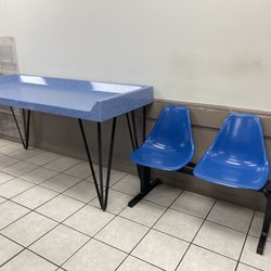 Clean & Fresh Laundromat