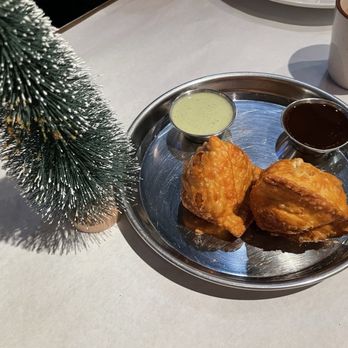Naan Point - Chicken Samosa (1) - Indian Near Me - San Bruno, California