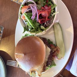 French onion smash burger with side salad French onion smash burger with side salad