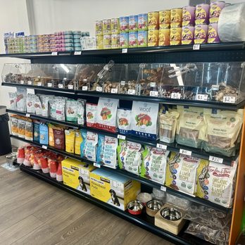 Corner Shop Mini Mart - High quality pet food and supplies. - Convenience Stores Near Me - Los Angeles, California Corner Shop Mini Mart - High quality pet food and supplies. - Convenience Stores Near Me - Los Angeles, California