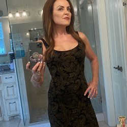 Skin By Cat - Let's redefine age .... you don't have to be in your 20s to feel sexy!
