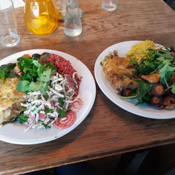 Morgenstedet - Baked dish with 3 salads