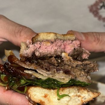 Gordon Ramsay Burger Las Vegas - Burgers Near Me - Las Vegas, Nevada