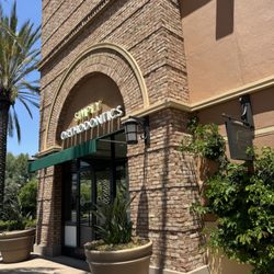 Simply Orthodontics - Outside