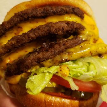 In-N-Out Burger - 4×4 chopped chiles and pickles, no sauce add ketchup - Burgers Near Me - Alameda, California In-N-Out Burger - 4×4 chopped chiles and pickles, no sauce add ketchup - Burgers Near Me - Alameda, California