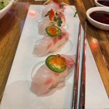 Hooked - Sushi Bars Near Me - Avon, Colorado