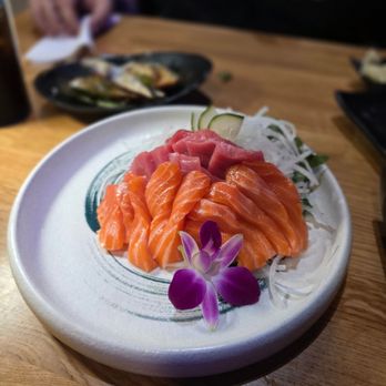 Sushi Damu - Salmon in front bluefin in back - Sushi Bars Near Me - Tustin, California Sushi Damu - Salmon in front bluefin in back - Sushi Bars Near Me - Tustin, California