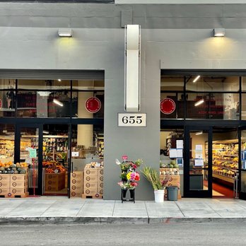 Mainstay Markets - Front of store - Grocery Near Me - San Francisco, California Mainstay Markets - Front of store - Grocery Near Me - San Francisco, California