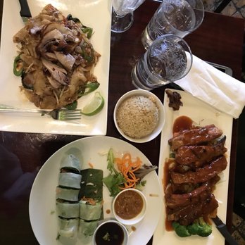 Lemongrass Brooklyn - Meal - Thai Near Me - Brooklyn, New York Lemongrass Brooklyn - Meal - Thai Near Me - Brooklyn, New York