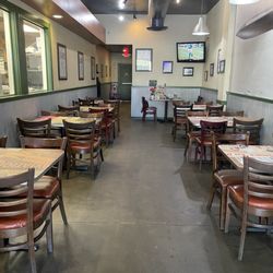 Wingstop - Inside