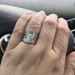 My set of 3 rings fit again!!